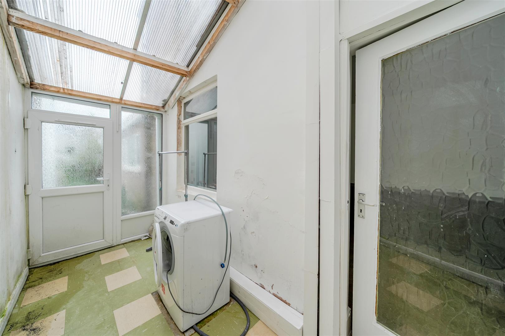 Oxford Street, Swansea, SA1 3JJ